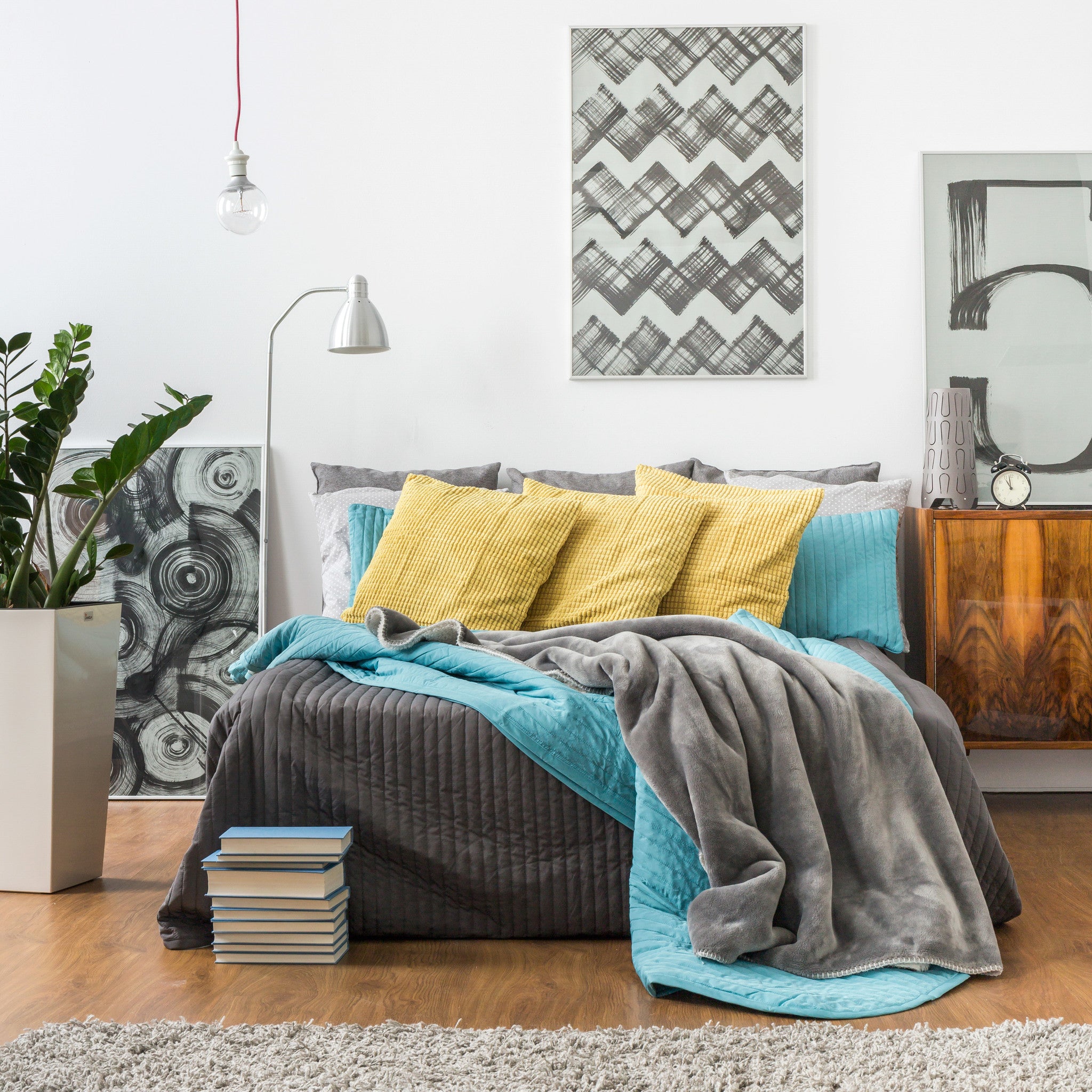 Make Your Bedroom More Inviting in 5 Simple Steps
