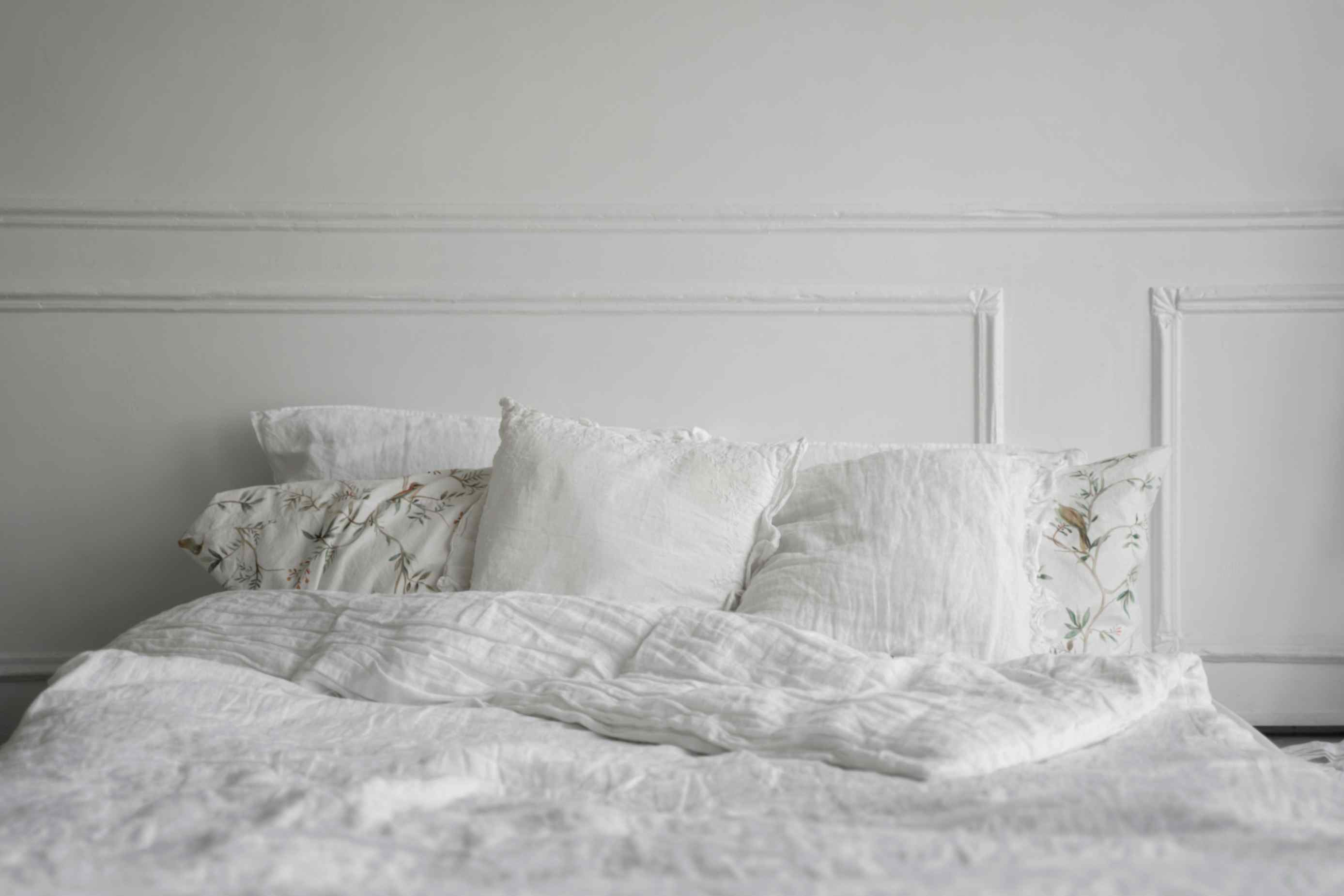 Discover the Benefits of Linen Bedding in the UK