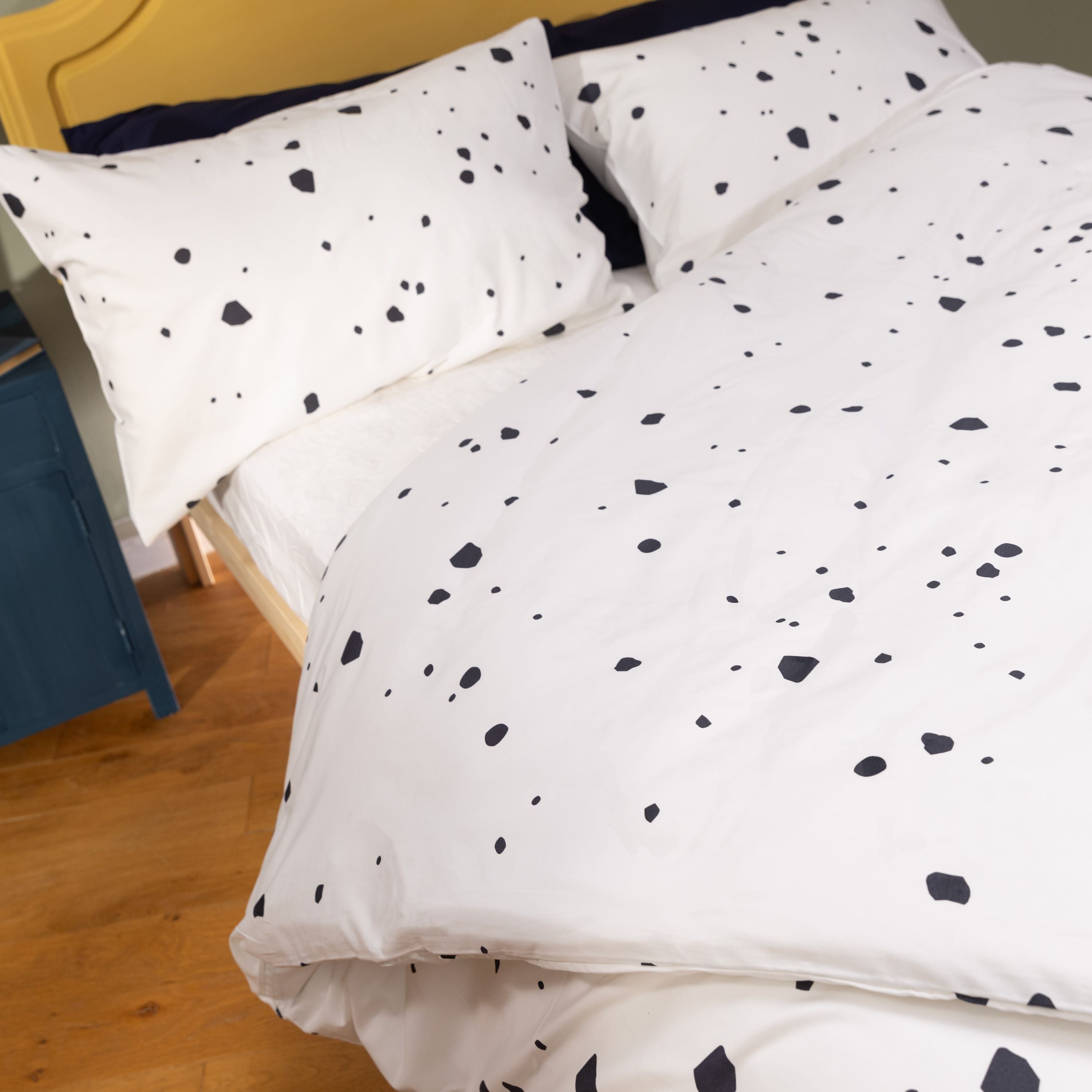 Spotty Cotton Sateen Duvet Cover — Cuddledown