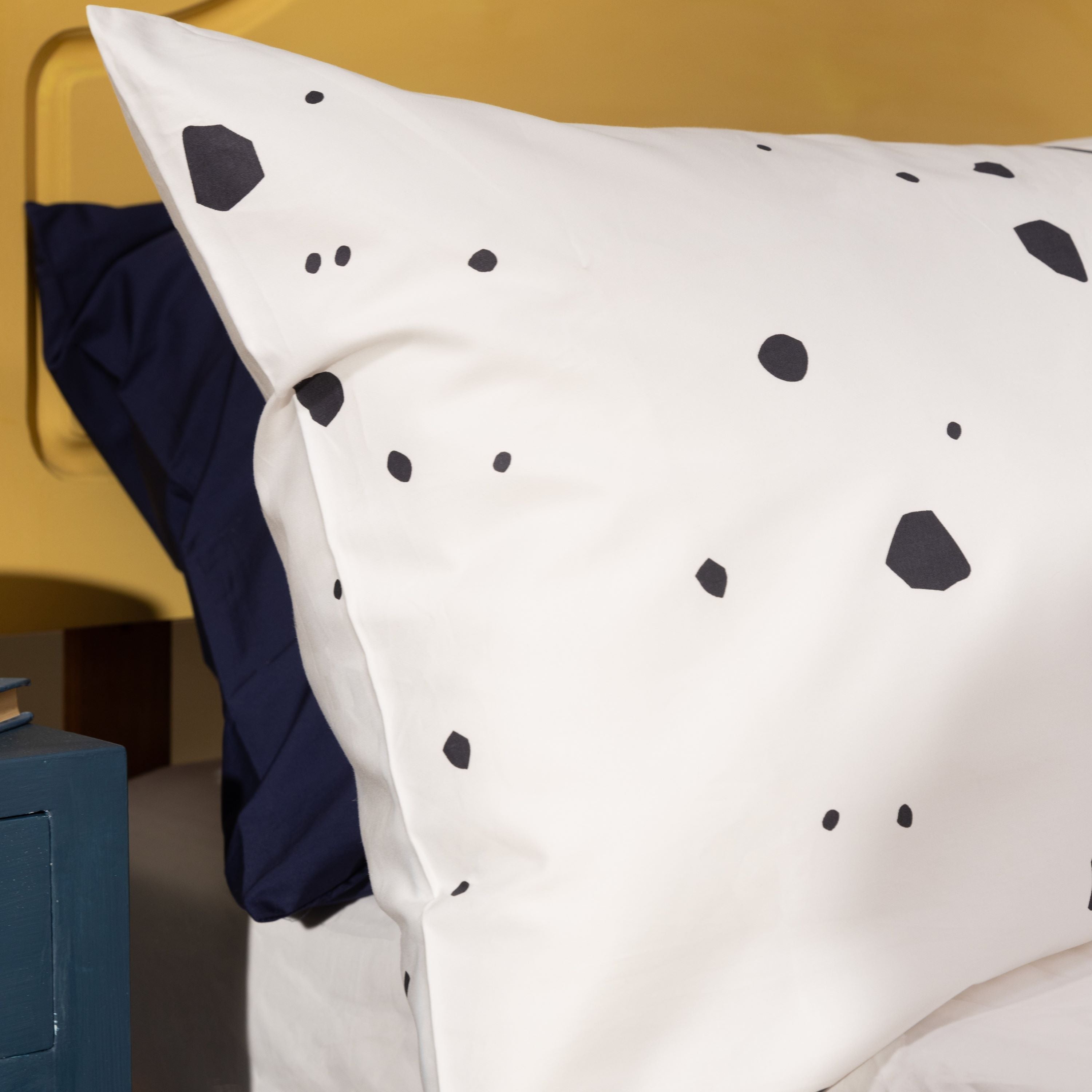 Spotty Cotton Sateen Duvet Cover — Cuddledown