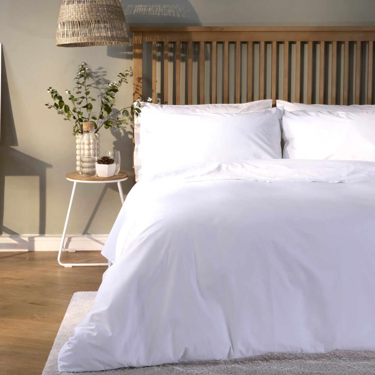 White Cotton Percale Flat Sheet - King — Cuddledown