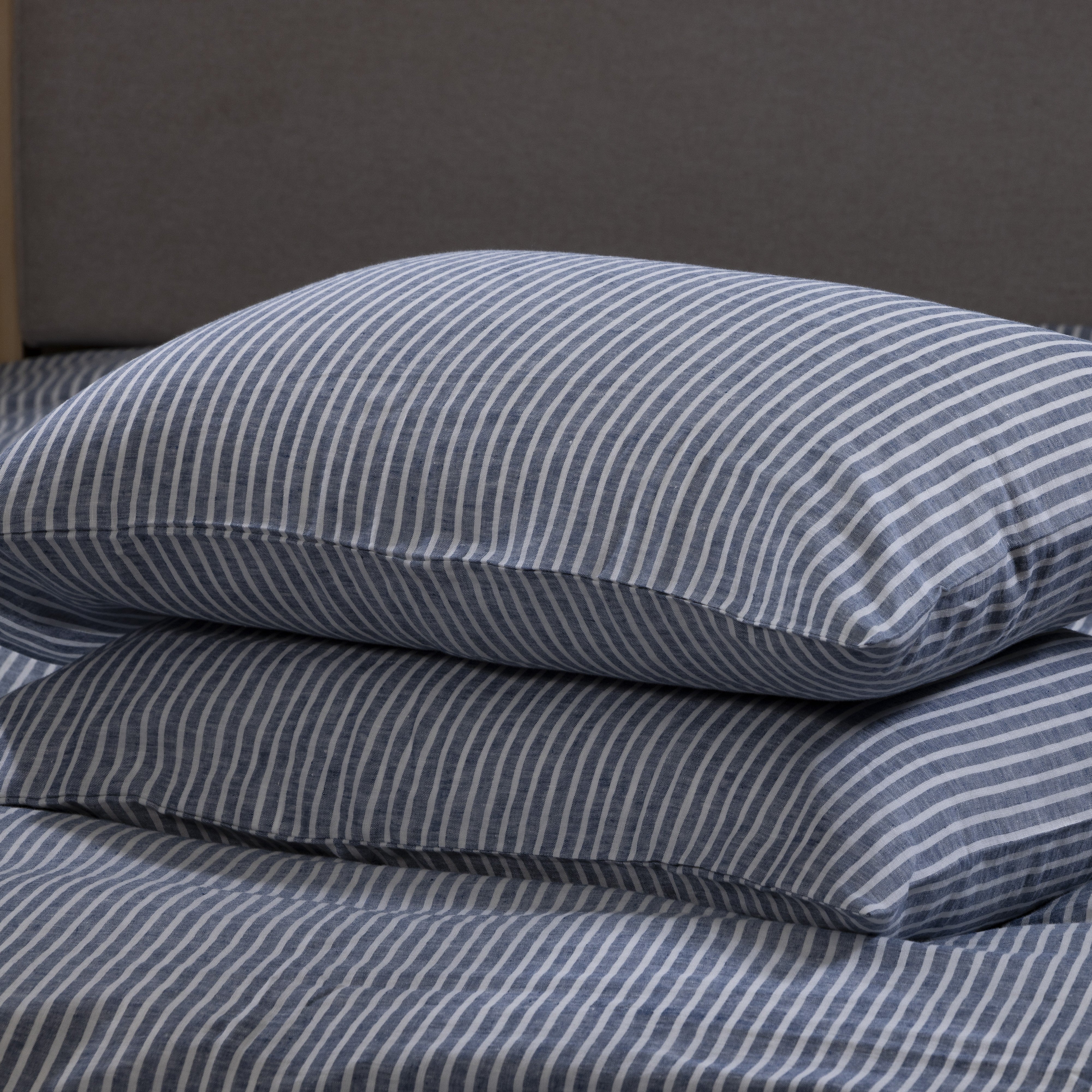 Linen Pillowcase — Cuddledown